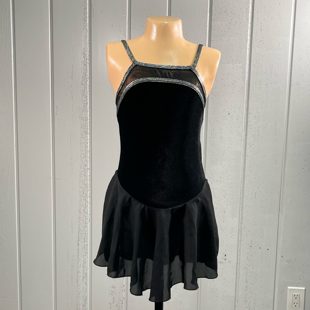 **GK Elite Sportswear Black Velvet Figure Skating Bodysuit  Dancewear Sz L
